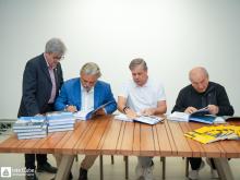 Galeria de Fotos - FOTOS - Coquetel de Lançamento do Livro de 80 Anos