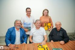 Galeria de Fotos - FOTOS - Coquetel de Lançamento do Livro de 80 Anos