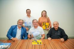 Galeria de Fotos - FOTOS - Coquetel de Lançamento do Livro de 80 Anos