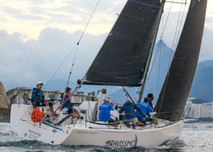 Veleiro capixaba participa da Semana de Vela de Ilhabela